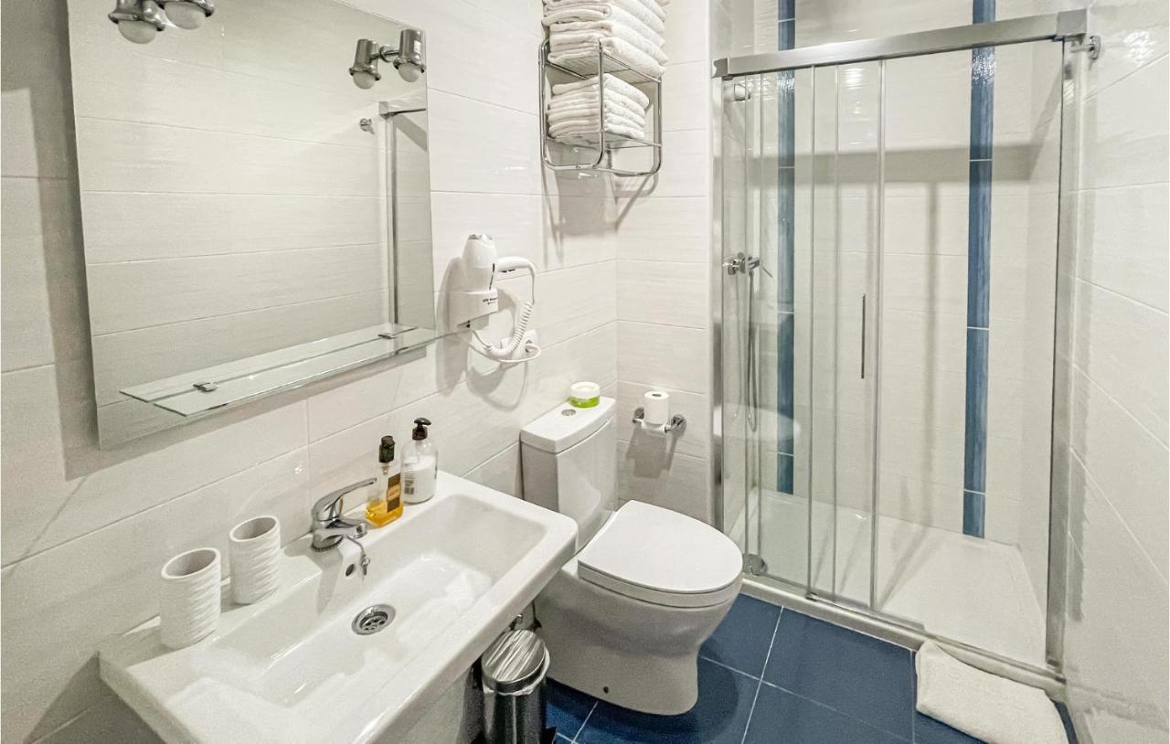 Cozy In With Wifi Apartamento Estepona